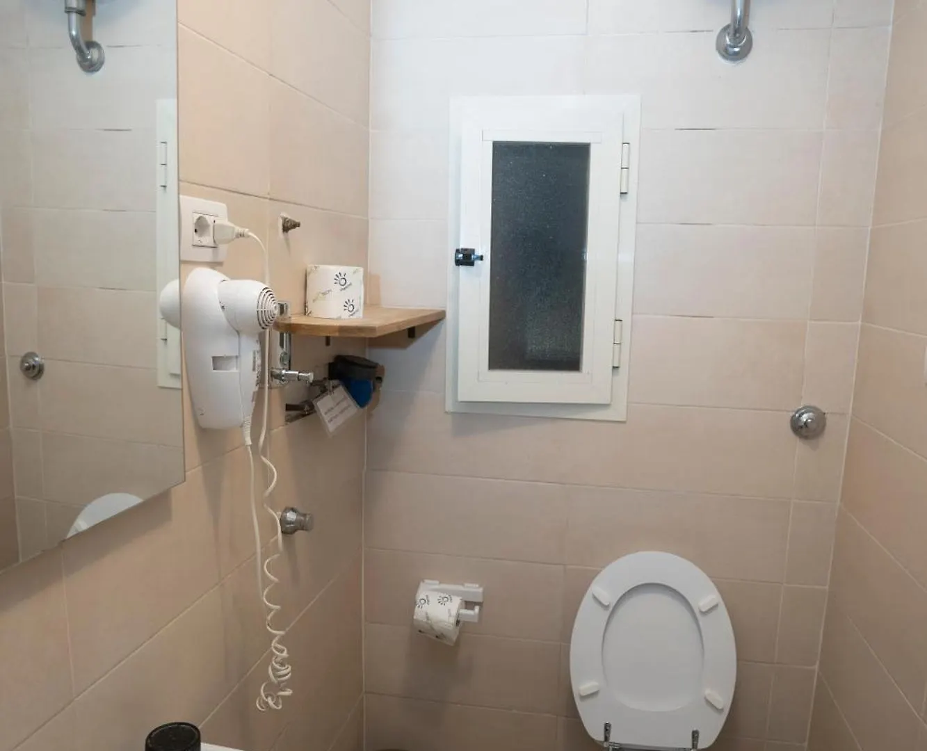 Flyresidence Garibaldi Naples 0*,  Italy